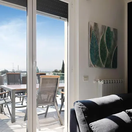 Eden Penthouse Apartment Ceriale