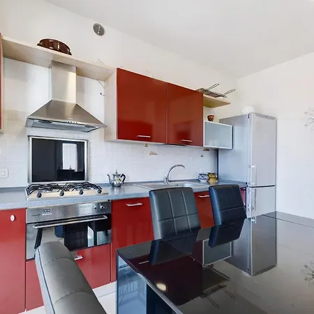 Eden Penthouse Apartment *